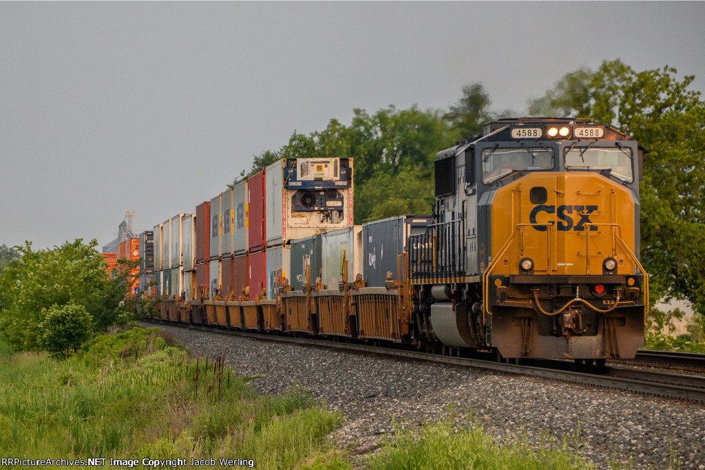 CSX 4588